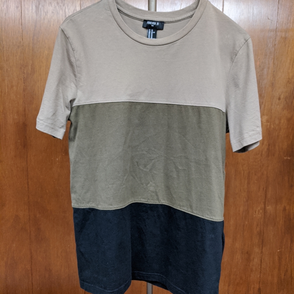 Forever 21 T-shirt Mens XS